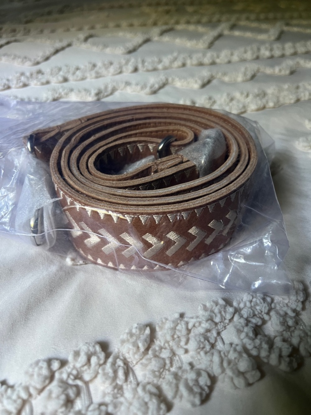 BNNU Latico Leathers Archer Shoulder Strap Cognac - Picture 5 of 6
